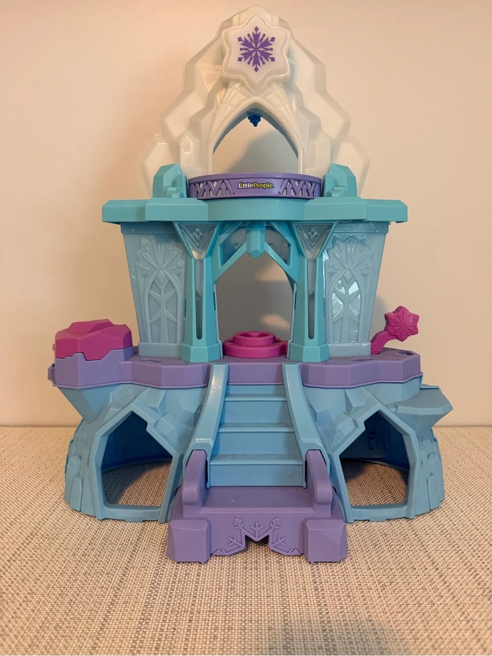 Fisher-Price Little People - Disney Frozen Elsa’s Enchanted Lights Palace